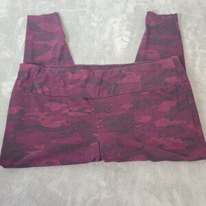 Terra Sky Womens Pants 4X Plus Leggings Cropped Capri Burgundy Camouflage CAM2XE